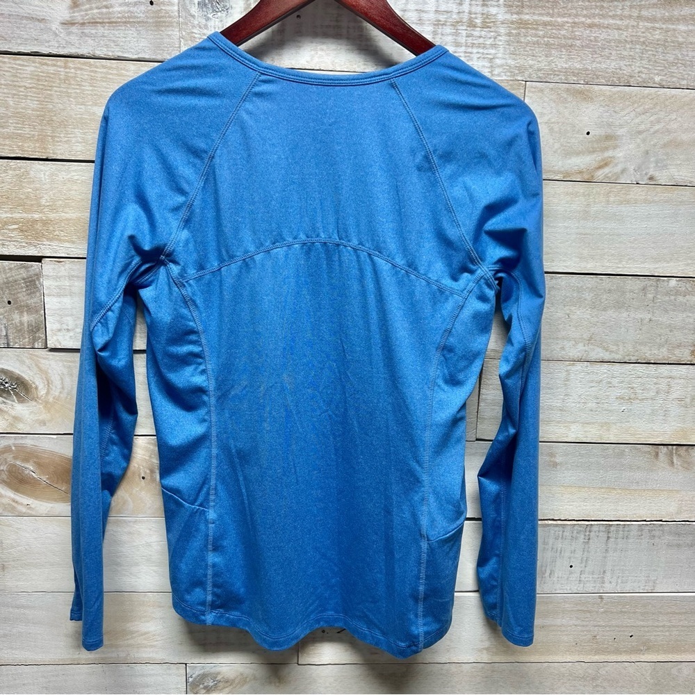Title Nine Top Womens Medium Blue 1/4 Zip Sunbuster 2.0 Long Sleeve Hiking - Picture 6 of 11